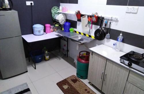 Si Rusa House | Homestay Coral TC8 (Muslim)