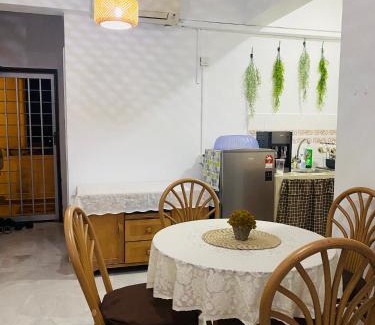 Taman Tanjung House | Homestay FA Seaview