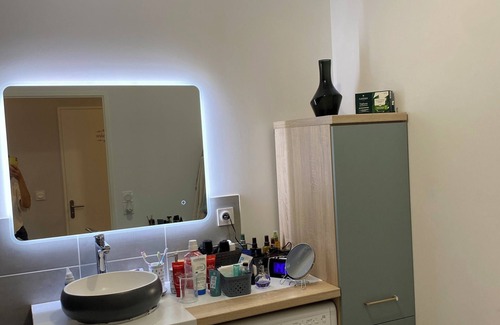 Cesson-Sevigne Bed & Breakfast | Homestay