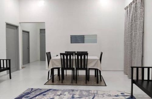 Jeli House | Homestay Gunung Reng, Jeli
