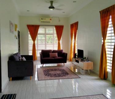 Tronoh House | Homestay Haji Din Tronoh Perak