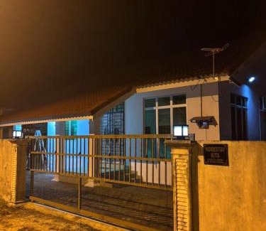 Peringat House | Homestay Kita Kg Bechah Keranji