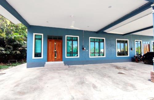 Kampung Padang Midin House | Homestay Kuala Terengganu