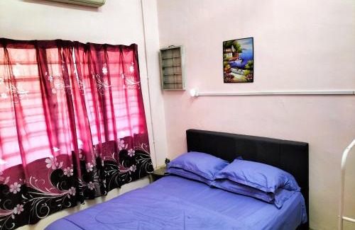 Parit Raja House | Homestay Pertama