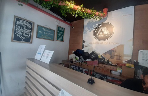 Rajabasa Apartment | Homestay rumah kopi Studio Pavillion