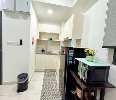 Petaling District Apartment | Homestay Rumah Kita Edusentral Setia Alam
