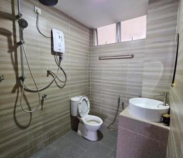 Kampung Ladang Tok Pelam Apartment | Homestay T'Sya, Batu Buruk