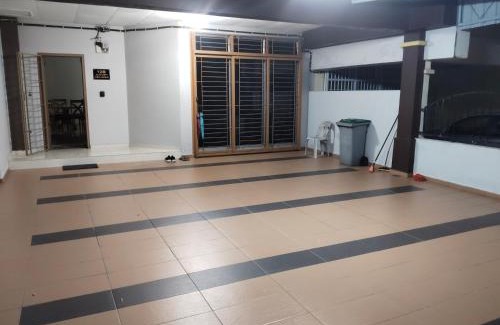Kluang House | Homestay Taman Makmur