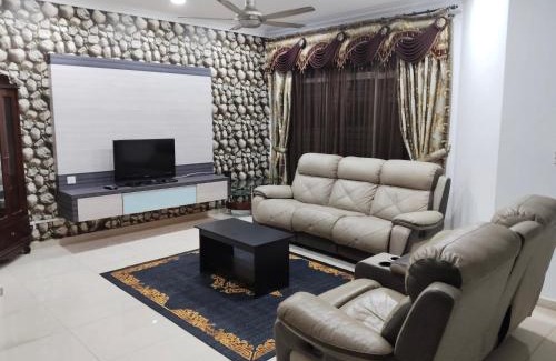 Kluang House | Homestay Taman Makmur