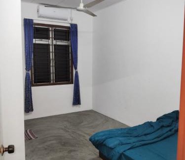 Kluang House | Homestay Taman Makmur