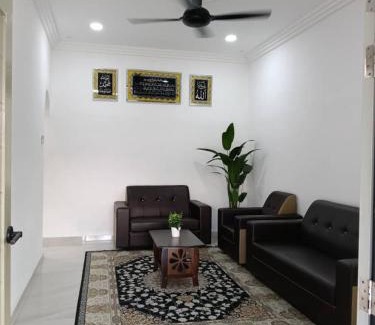 Kota Bharu House | Homestay Ummi