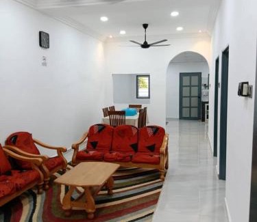 Kota Bharu House | Homestay Ummi