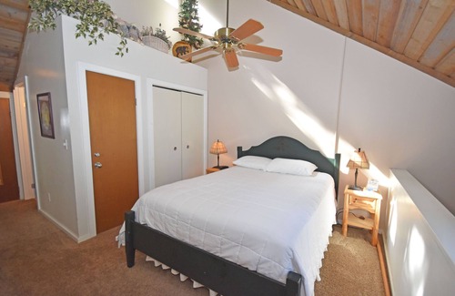 Glen Arbor House | Homestead Beachfront Condo in Glen Arbor Accommodating 7!