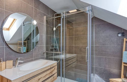 Luce Apartment | Homestead Metul Pool Suite 1, Luče, Slovenia