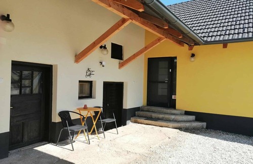 Beltinci House | Homestead remodeled: modern relaxing retreat. Cycling, thermal spas, vineyards
