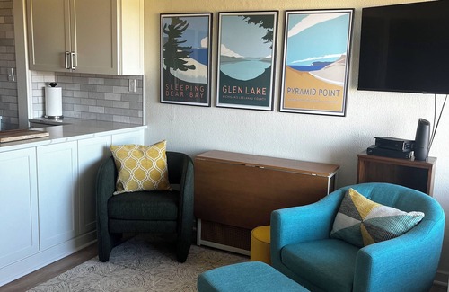 Maple City Condo | Homestead Resort - Lake Michigan Frontage 1 Bdrm Condo - (sleeps 4) - Glen Arbor