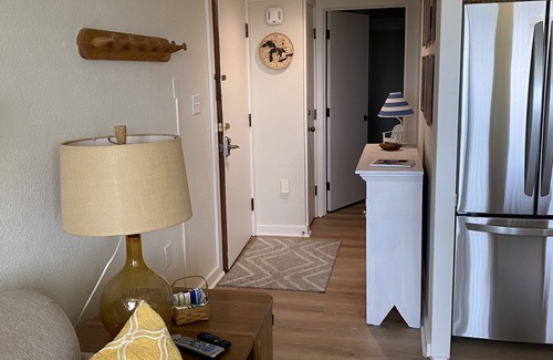 Maple City Condo | Homestead Resort - Lake Michigan Frontage 1 Bdrm Condo - (sleeps 4) - Glen Arbor