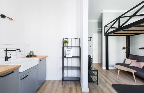Grunwald Apartment | Homewell Apartments Wilson Park