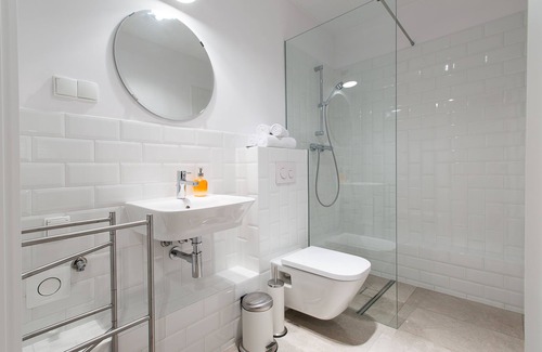Grunwald Apartment | Homewell Apartments Wilson Park