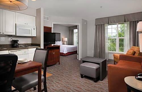 Columbia Way Hotel | Homewood Suites by Hilton Vancouver / Portland