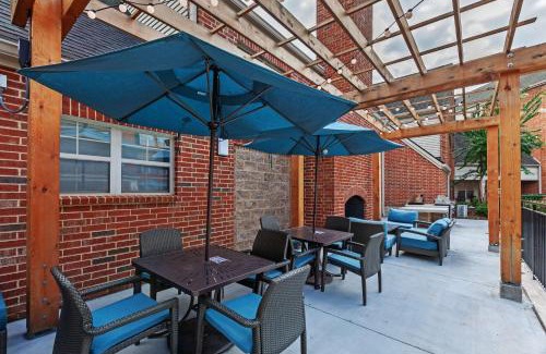 Greensboro Hotel | Homewood Suites by Hilton Greensboro