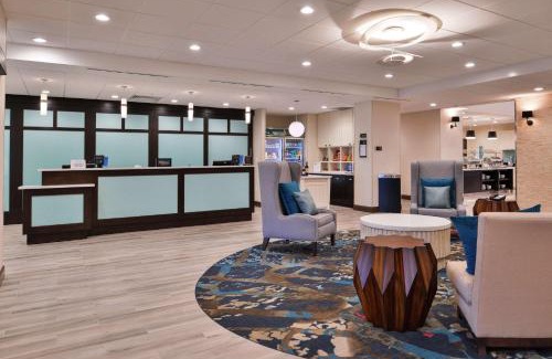 Des Moines Hotel | Homewood Suites Des Moines Airport