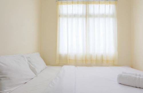 Serpong Hotel | Homey 2Br at Serpong Greenview Apartment