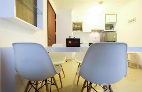 East Jakarta Apartment | Homey 2BR Signature Park Grande Apartment By Travelio