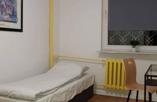 Saska Kepa House | Homey Accommodation w/ Parking! Walking distance to Klubokawiarnia Towarzyska!