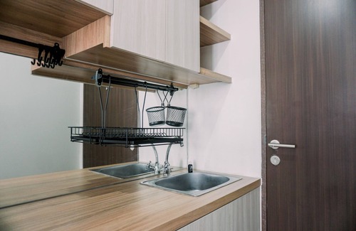Ciputat Apartment | Homey And Enjoy Living Studio Transpark Bintaro Apartment