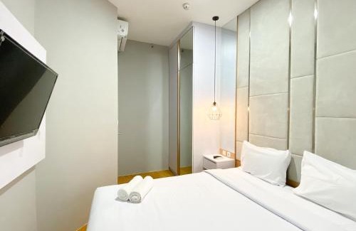 Cikarang Apartment | Homey and Minimalist 1BR Vasanta Innopark Apartment By Travelio