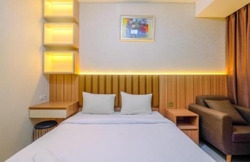 Depok Apartment | Homey and Stylish Studio Room at Transpark Cibubur Apartment By Travelio
