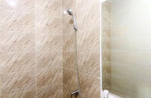 Bekasi Timur Apartment | Homey and Well Design Studio Transpark Juanda Bekasi Timur Apartment By Travelio