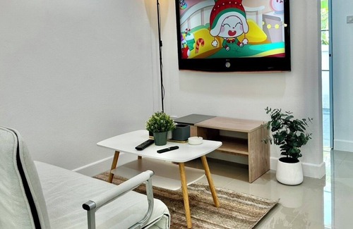 Fang House | Homey Home Hang Dong CNX