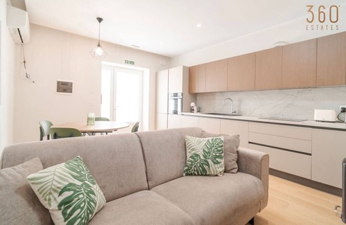 Il-Balluta Apartment | Homey Maisonette near Bay & St. Julian’s Hotspots