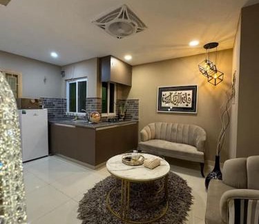 Islamabad Apartment | Homies-Mocha 1 BHK Rooftop Pool