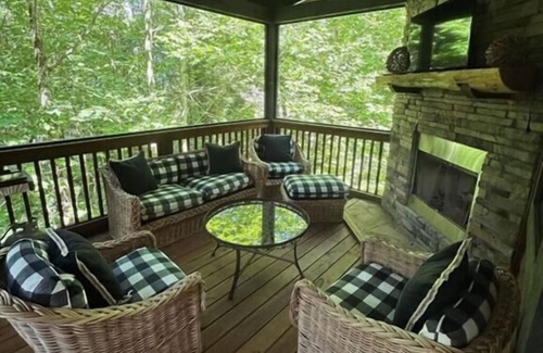 Bear Lake Reserve House | Honey Bear Hollow w/access to exclusive, world class Bear Lake Resort amenities