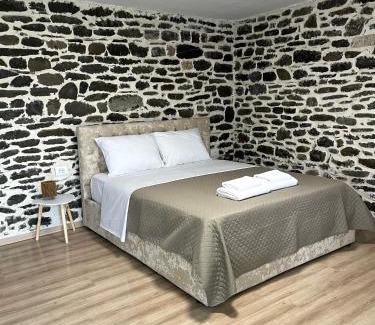 Permet House | Honey Hill Villa
