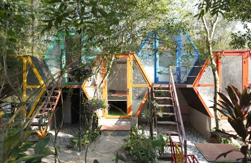 Huong Thuy House | Honeycomb Bungalow: Secluded Garden Retreat at an Authentic Village Homestay