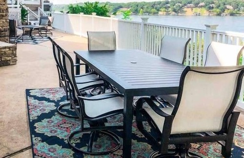 Grove House | HoneyCreekRetreat (Waterfront Entertainment, Dock)