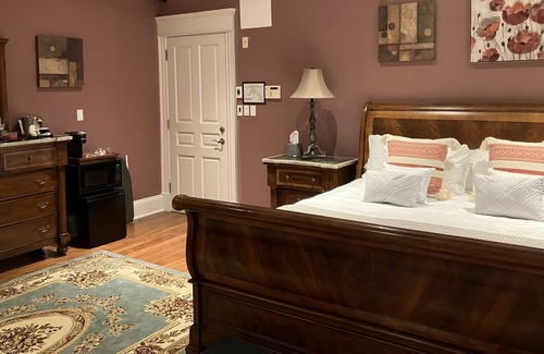 Dufferin Bed & Breakfast | Honeymoon Suite w/private deck over looking St Croix River.