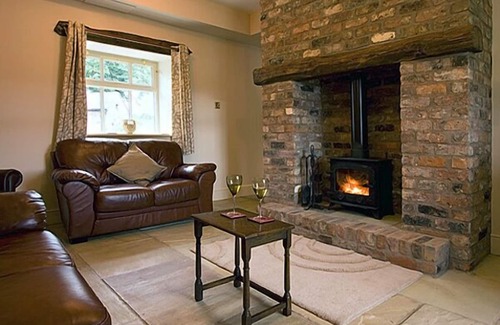 Meerbrook Cottage | HONEYSTONE, family friendly, character holiday cottage in Meerbrook