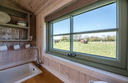 Bedfield Apartment | Honeysuckle Farm Holidays - 4 Huts Sleeping 16 in