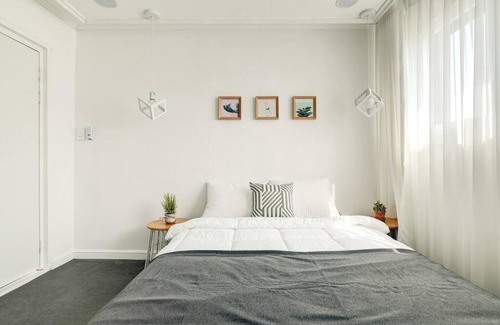 Seogyo-dong Apartment | Hongdae 4bed room House