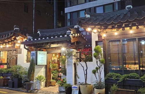Mapo Apartment | #Hongdae#Best, Latest House #Family#Friends#Yeontrural Park