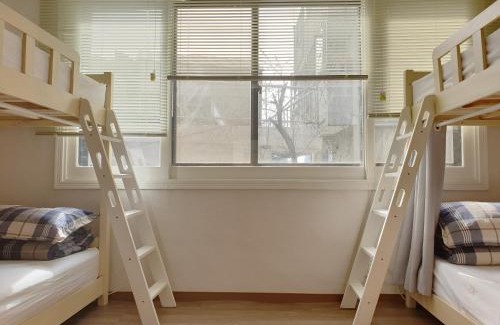 Sinchon-dong House | Hongdae Cheese Guesthouse