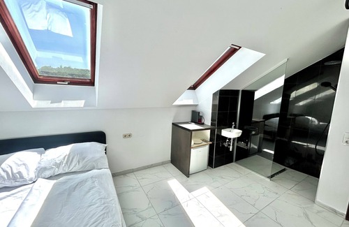 Poestlingberg Apartment | HONOR - Ideal for 2