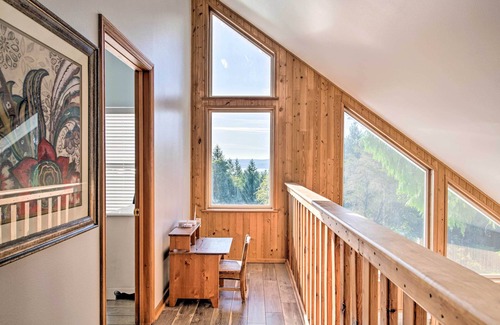 Brinnon House | Hood Canal Home w/Hot Tub - Bordering Olympic NP!