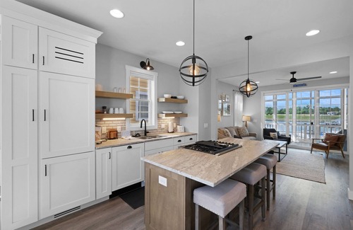 Ottawa House | Hook, Wine, & Sinker | 2 Bed, 1.5 Bath