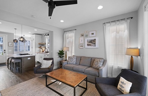 Ottawa House | Hook, Wine, & Sinker | 2 Bed, 1.5 Bath
